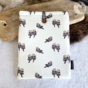 Jersey Booksleeve Otter